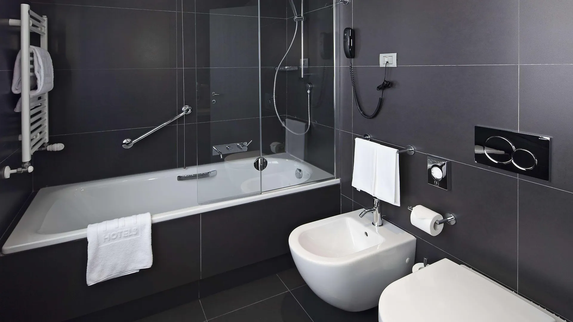 Hotel Nh Parma