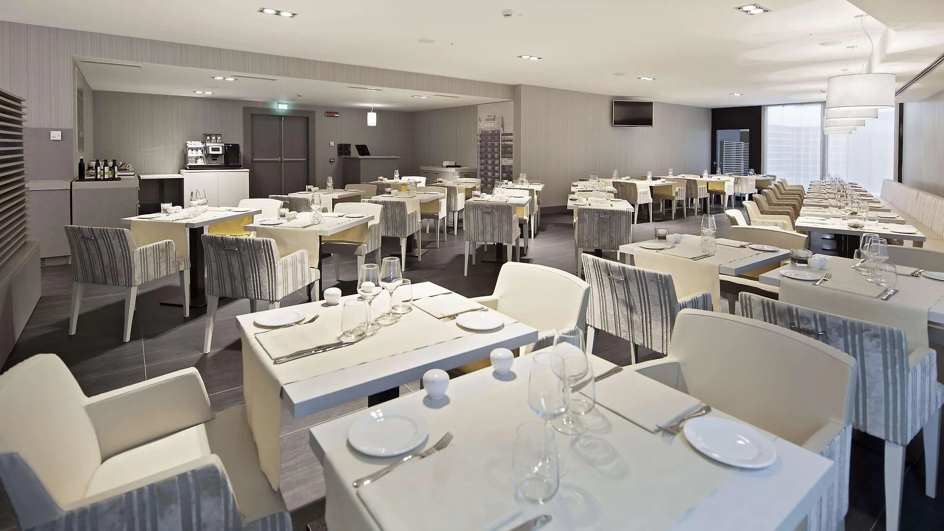 Hotel Nh Parma