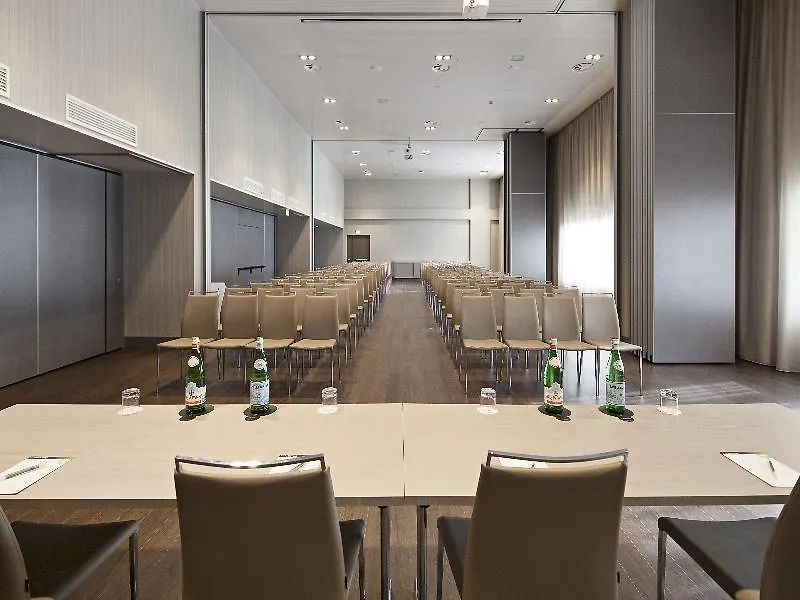 Nh Parma Hotel 4*,  Italië